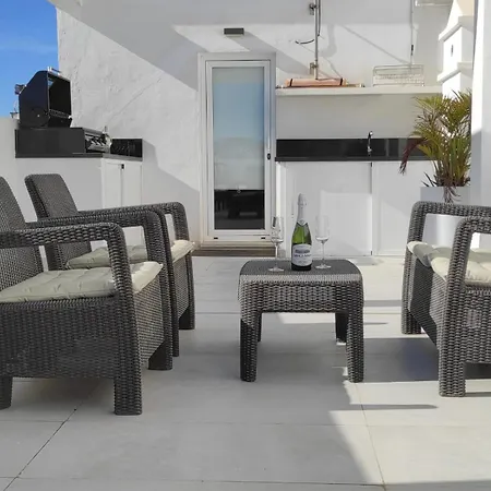 Penthouse Pintada *